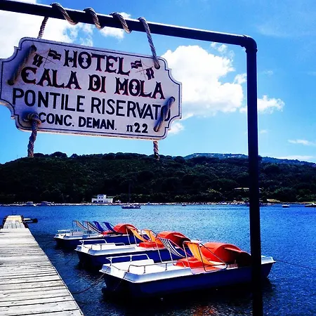 Cala Di Mola Lejlighedshotel 4*