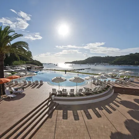Cala Di Mola Aparthotel