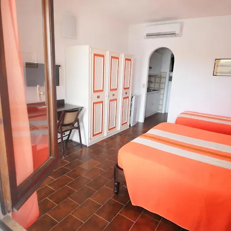 Aparthotel Cala Di Mola Porto Azzurro